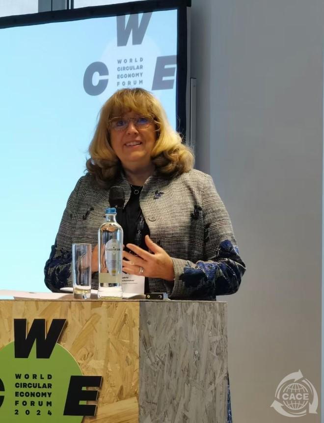 1714975946841789.jpg 3主旨發(fā)言嘉賓-肖梅克爾司長.jpg